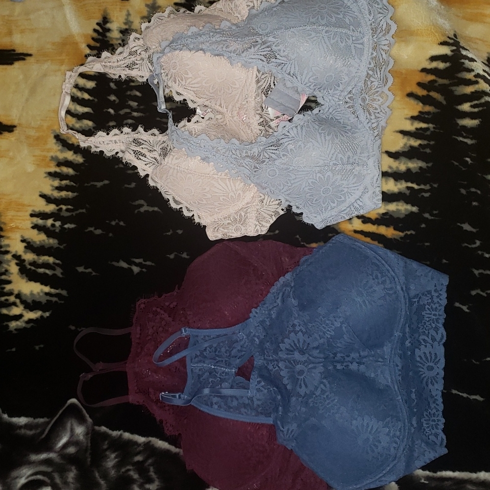 SOLD! Vs pink padded lace bralettes